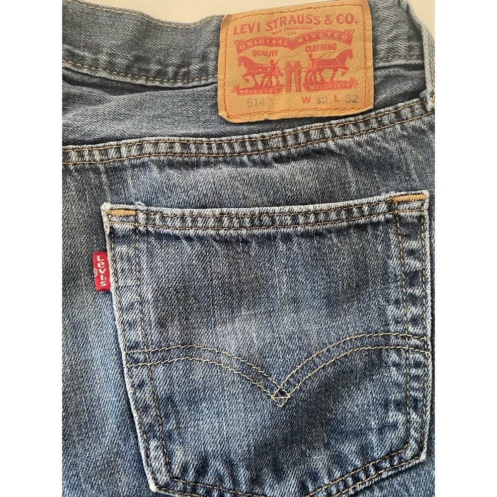 Levi's Men's 514 Straight‎ Low Rise, Med Blue Wash Sz 32/32 100% Cotton